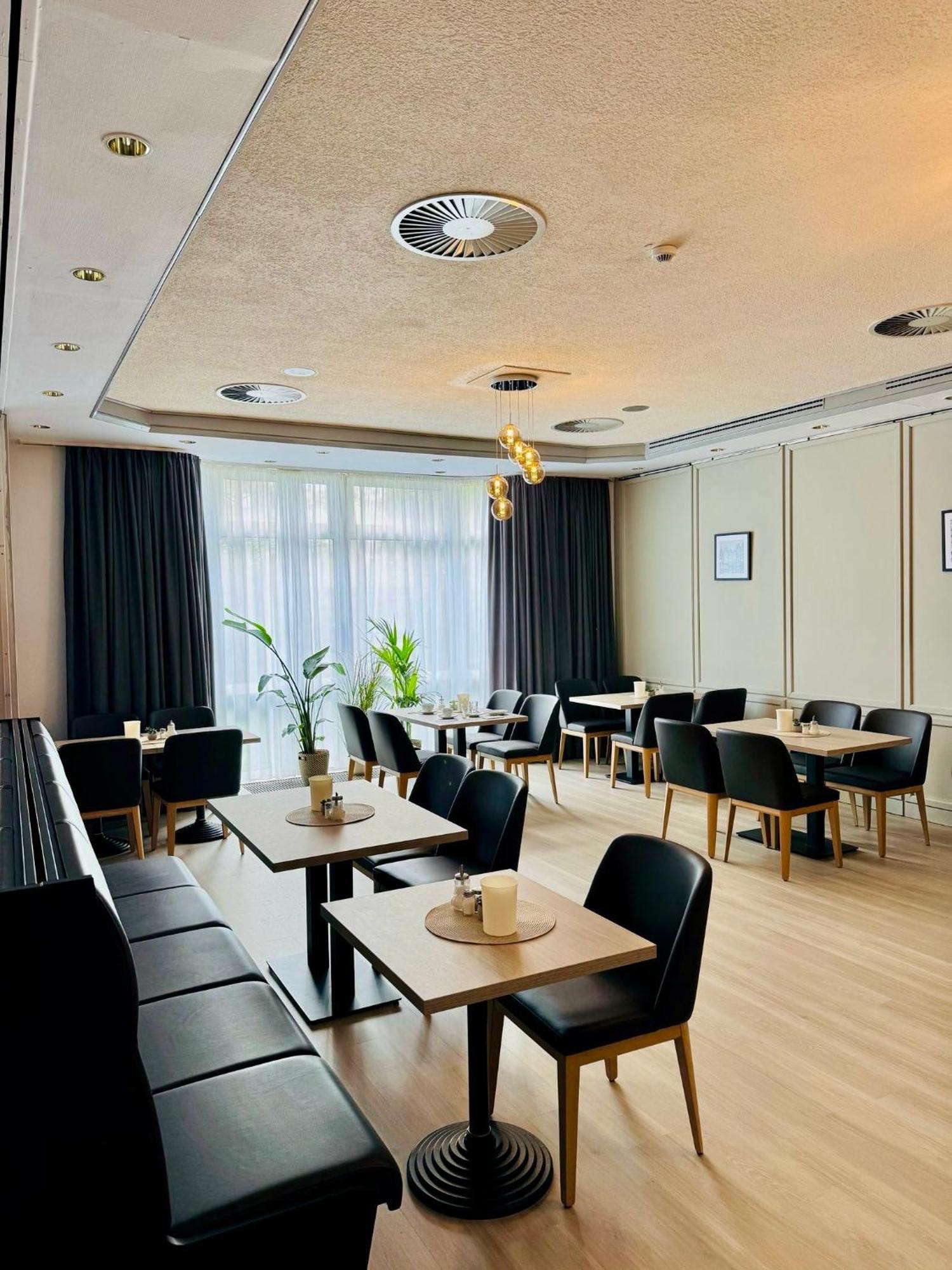 Dormero Hotel Wilhelmshaven Buitenkant foto
